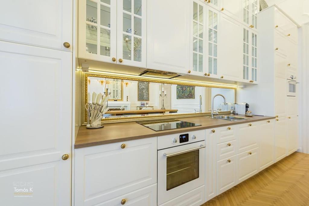 Apartament Bpr The Golden Astoria With Balcony And A/C Budapeszt Zewnętrze zdjęcie